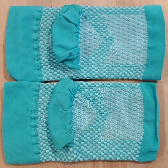 1 pair Compression socks for arch support, plantar fasciitis relief - Picture 3 of 3